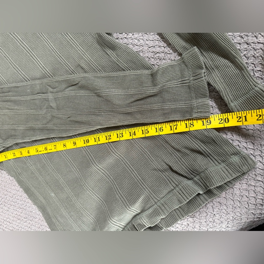 Long sleeved cotton top from the We (a European brand) - Picture 5 of 9